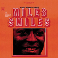 Album art from Miles Smiles by Miles Davis Quintet